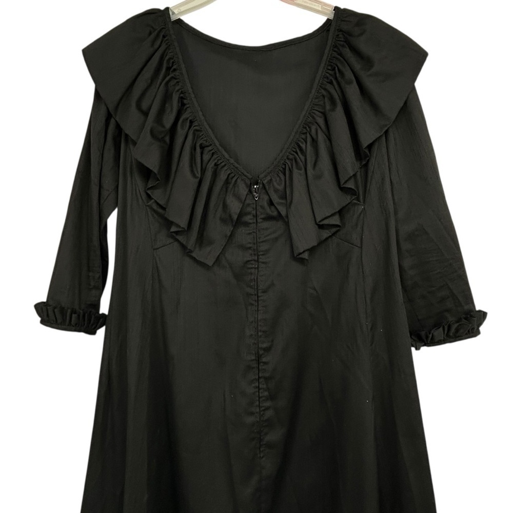 1950s Vintage Black Ruffle Midi Dress Handmade by Saks Fifth Avenue Seamstress - Picture 3 of 10